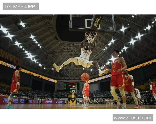 篮球明星的时尚选择篮球长裤展现运动魅力与个性风格