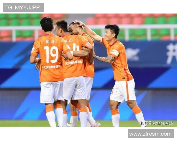 武汉网球队战术引发热议球迷与专家观点交锋解析